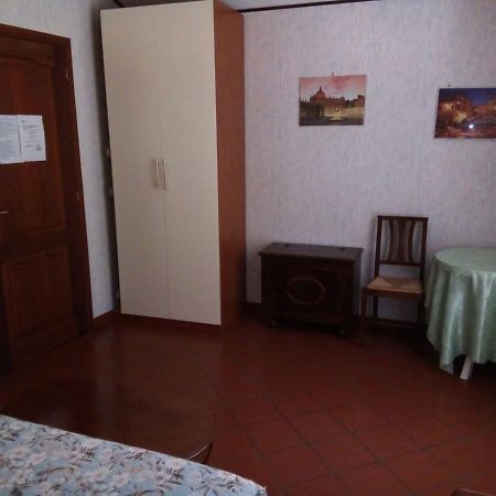 Alexander Bed And Breakfast Ciampino Kültér fotó